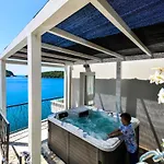 Casa vacanze Extraordinary Beach Villa Becir