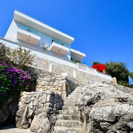 Extraordinary Beach Villa Becir Holiday home Molunat