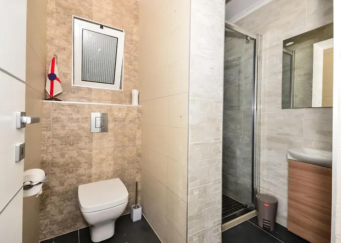 Extraordinary Beach Villa Becir * Molunat